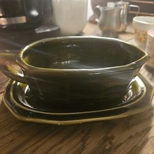 Vintage Pfaltzgraff Heritage Green Stoneware Gravy Boat Cottagecore / Farmhouse